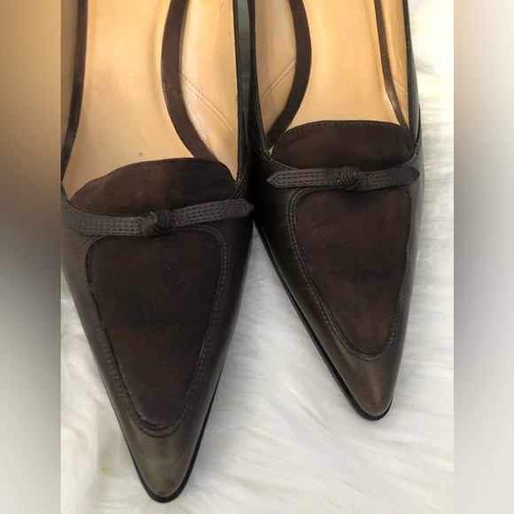 Ann Taylor Suede heels, pumps, shoes - Picture 5 of 9